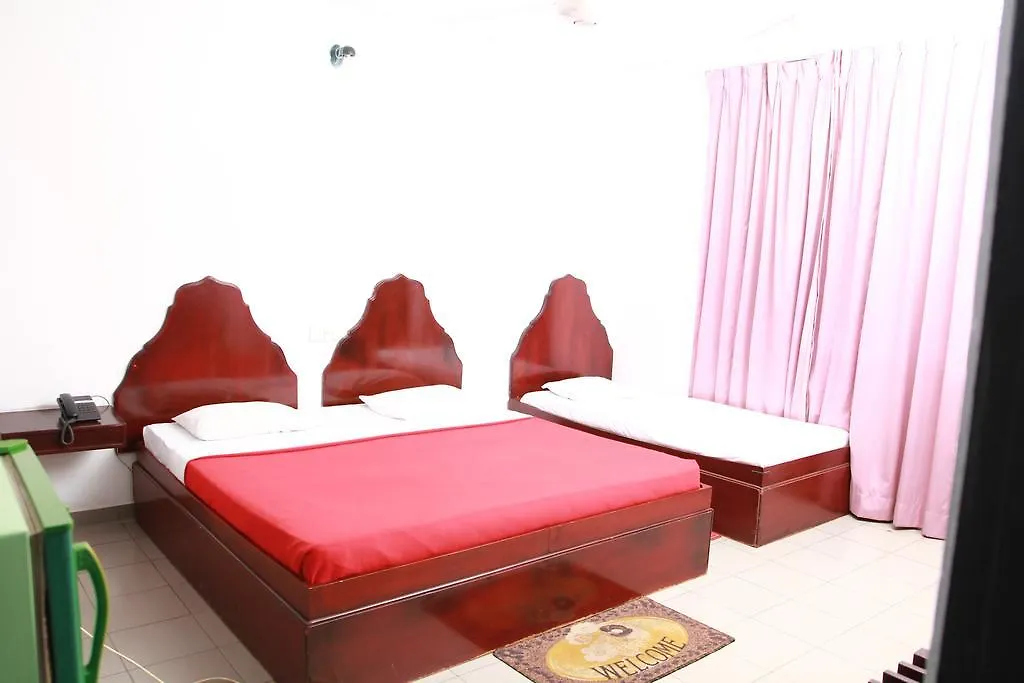 Riverdale Hotel Kandy 2*,